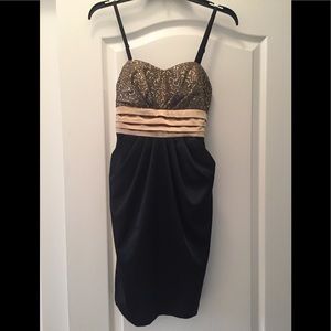 Black and Gold sequined Cocktail dress w/pockets